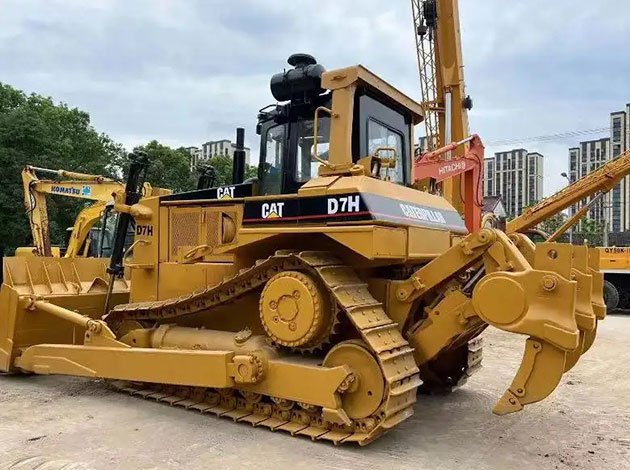 Caterpillar D7H